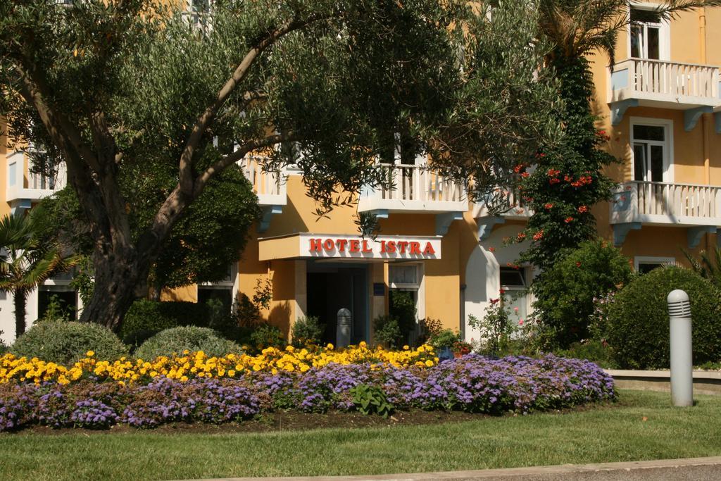 Hotel Istra Раб Екстериор снимка